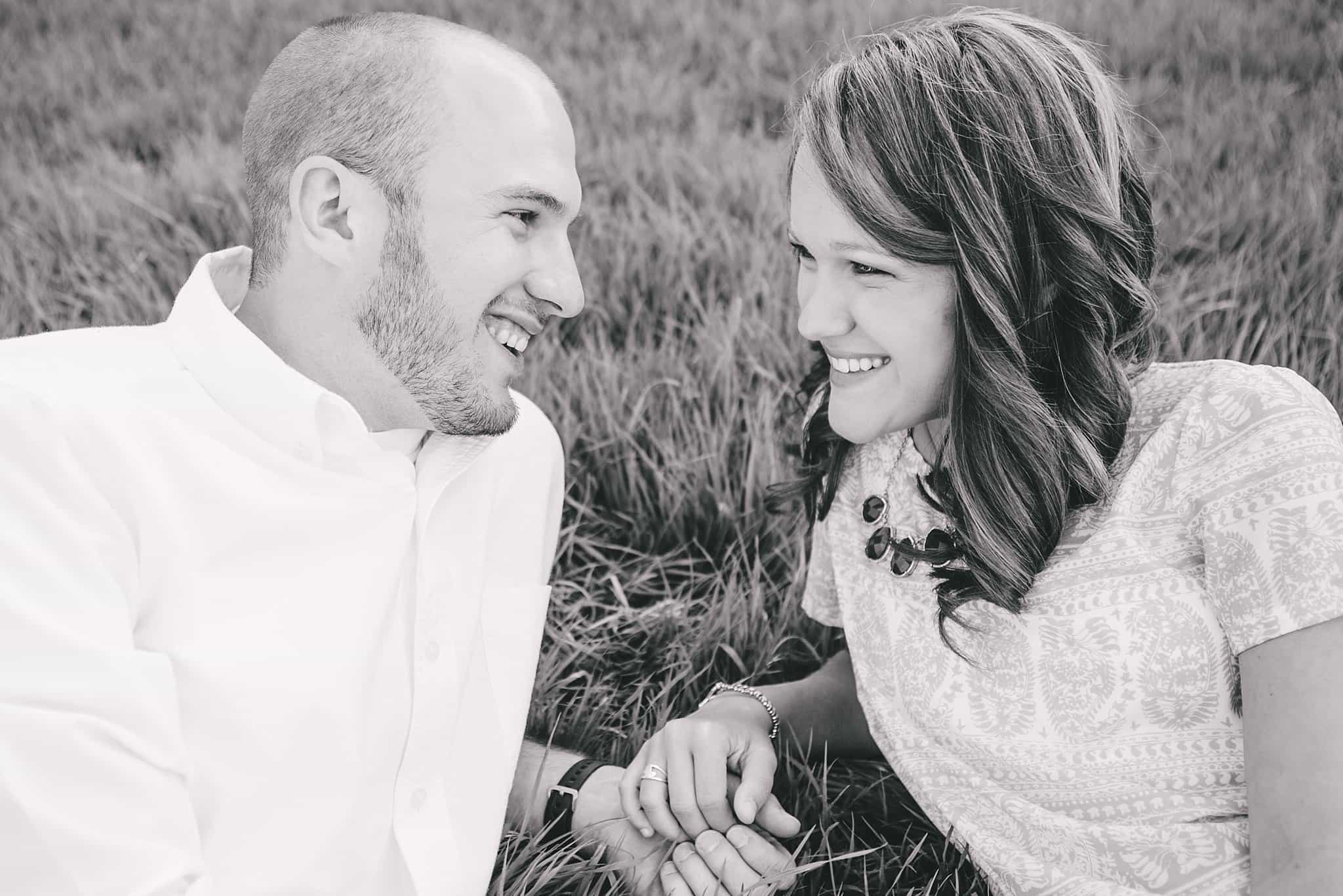 murfreesboro_farm_creek_football_swing_tennessee_engagement_0010.jpg