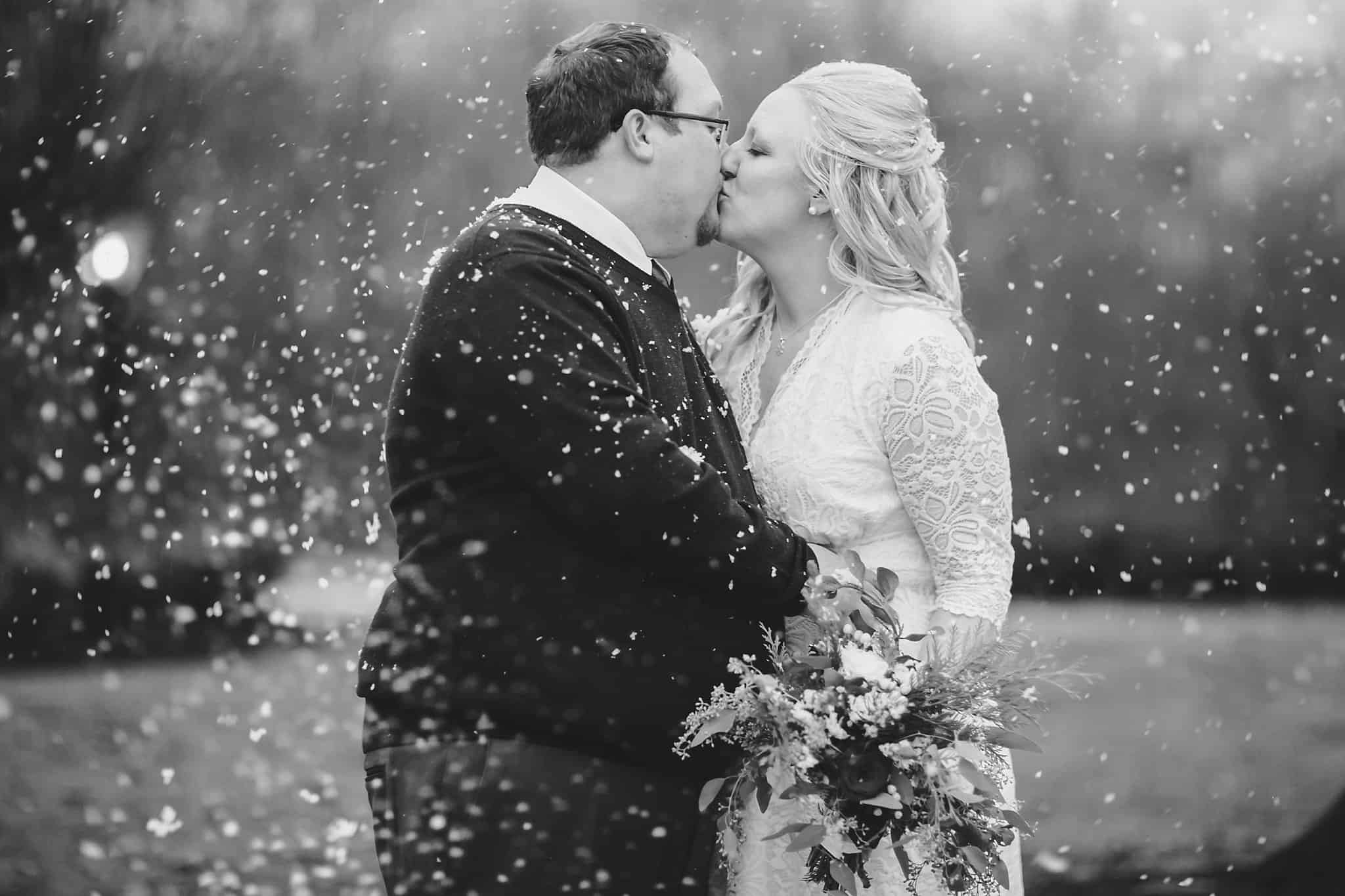 Amanda & Chandler - Wintery Wedding at Duck Pond Manor in Sparta, Tennessee - Lindsay ...2048 x 1365